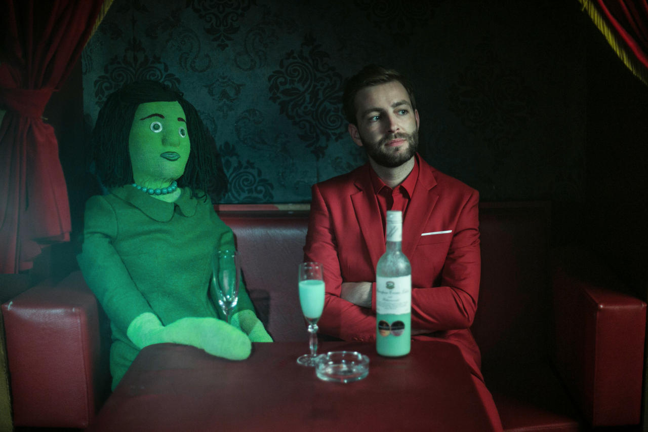 Unter der Haube Sänger Josh. hat